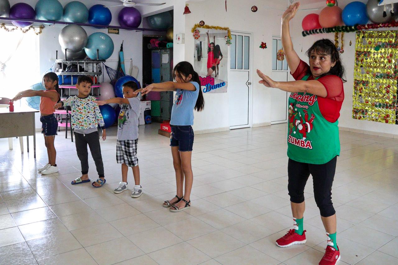 uploads/6/32/01 (2627).Jpeg